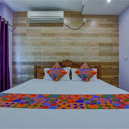 Fabhotel New Central Bhubaneswar Exterior photo