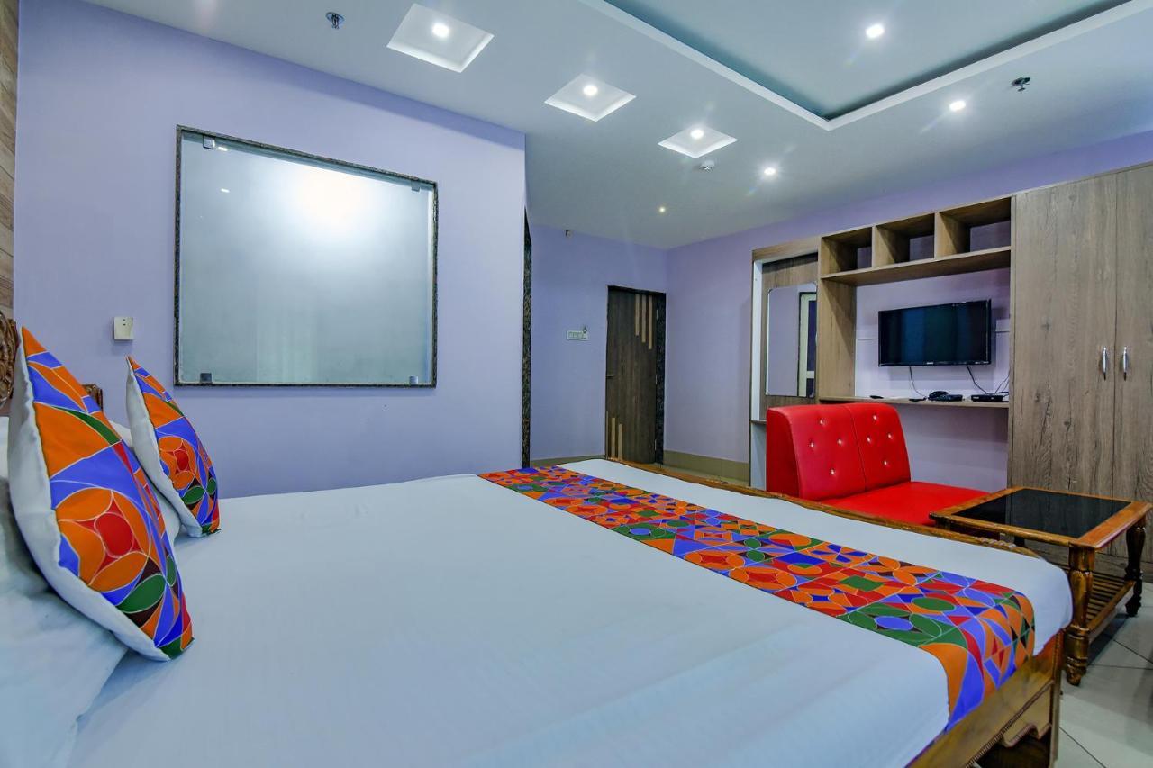 Fabhotel New Central Bhubaneswar Exterior photo